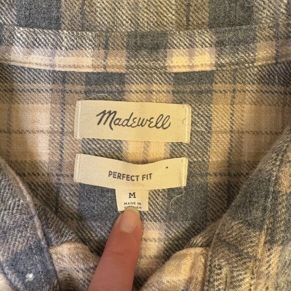 Madewell - Men’s Perfect Fit Flannel - Picture 2 of 5